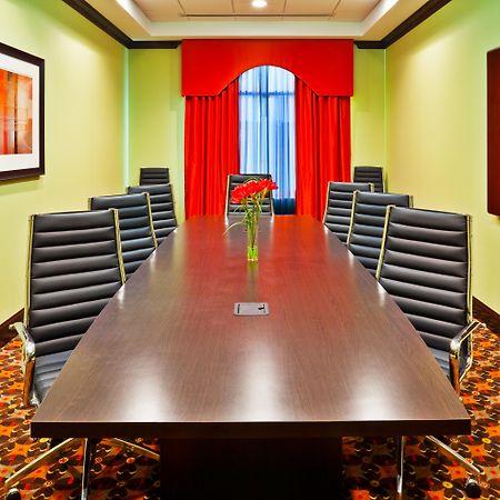 Holiday Inn Express Nashville-Opryland By Ihg Exterior photo