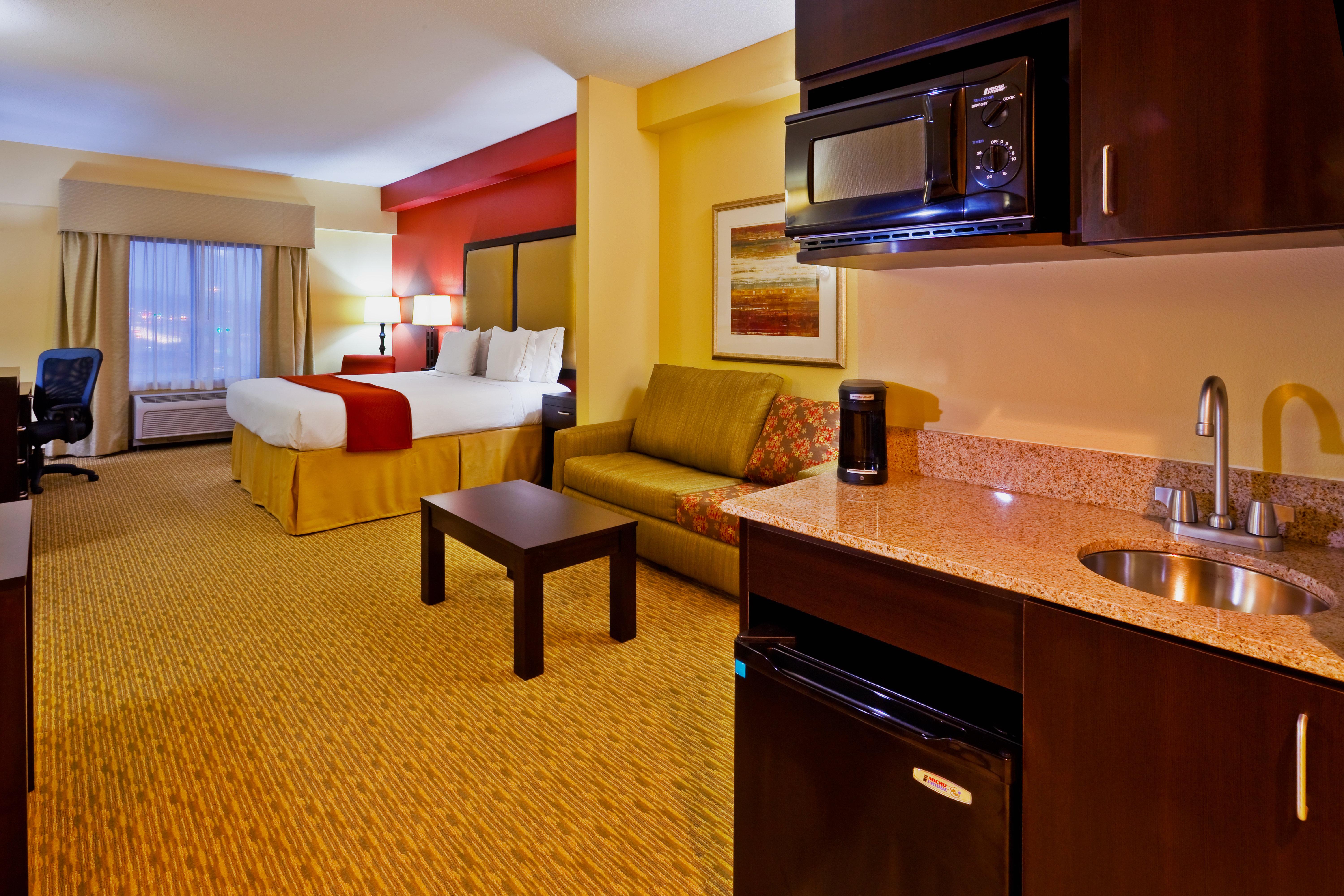 Holiday Inn Express Nashville-Opryland By Ihg Exterior photo