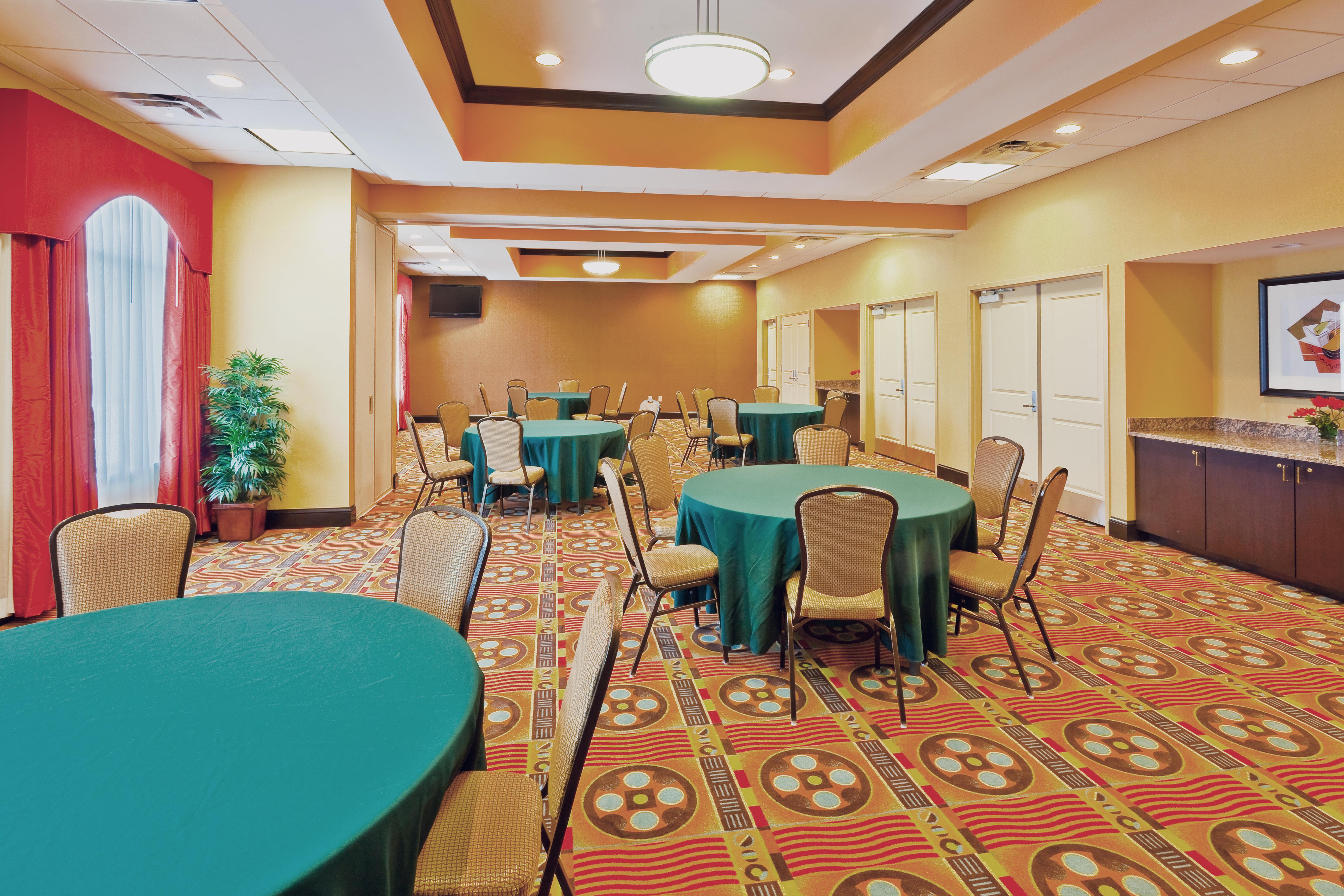 Holiday Inn Express Nashville-Opryland By Ihg Exterior photo