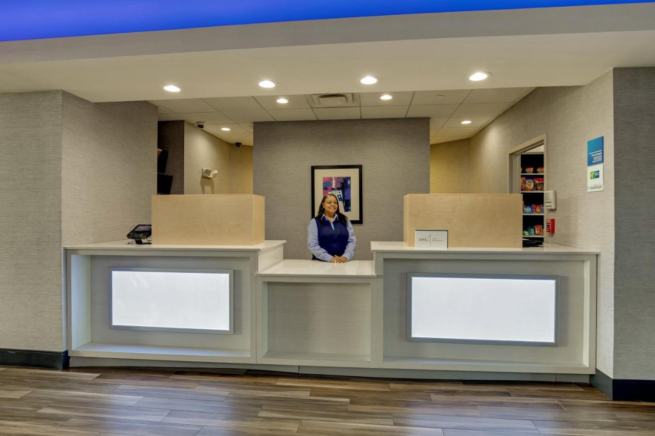 Holiday Inn Express Nashville-Opryland By Ihg Exterior photo