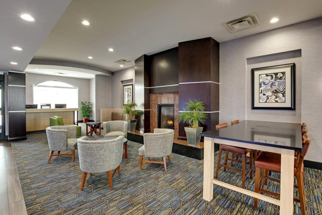 Holiday Inn Express Nashville-Opryland By Ihg Exterior photo