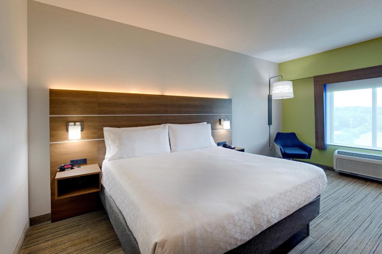Holiday Inn Express Nashville-Opryland By Ihg Exterior photo