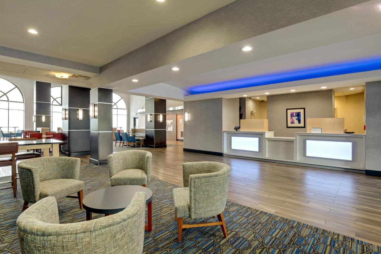 Holiday Inn Express Nashville-Opryland By Ihg Exterior photo