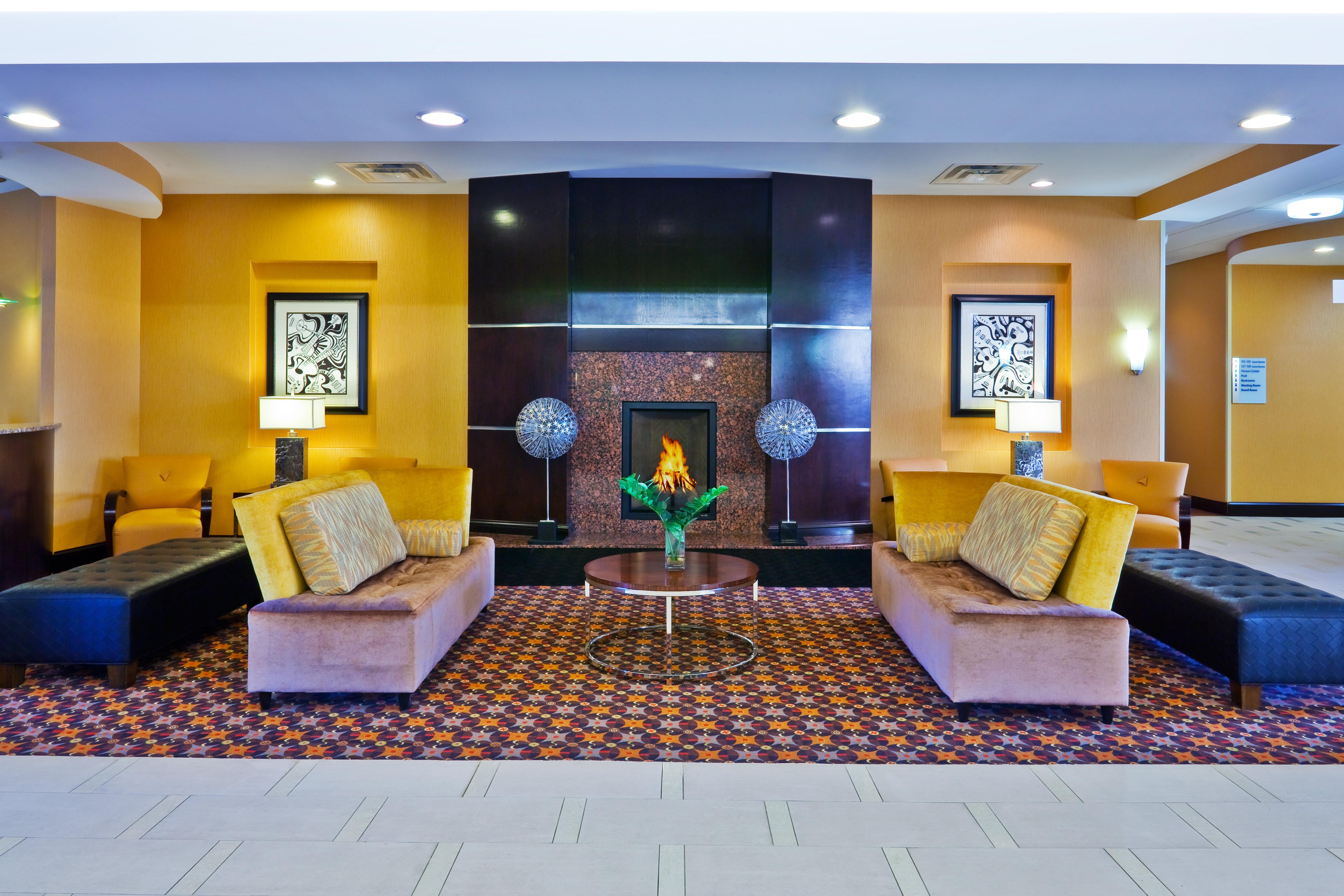 Holiday Inn Express Nashville-Opryland By Ihg Exterior photo