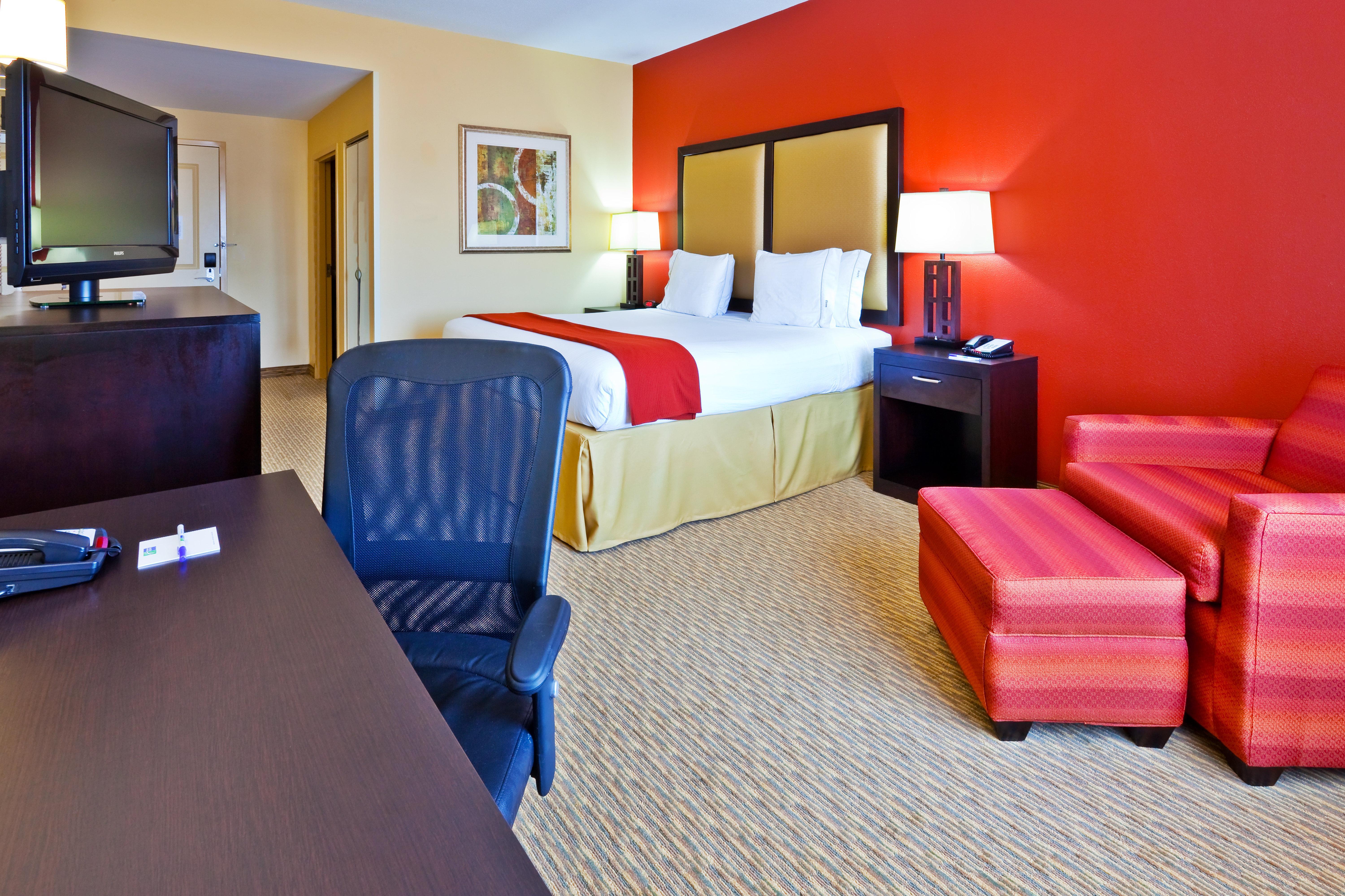 Holiday Inn Express Nashville-Opryland By Ihg Exterior photo